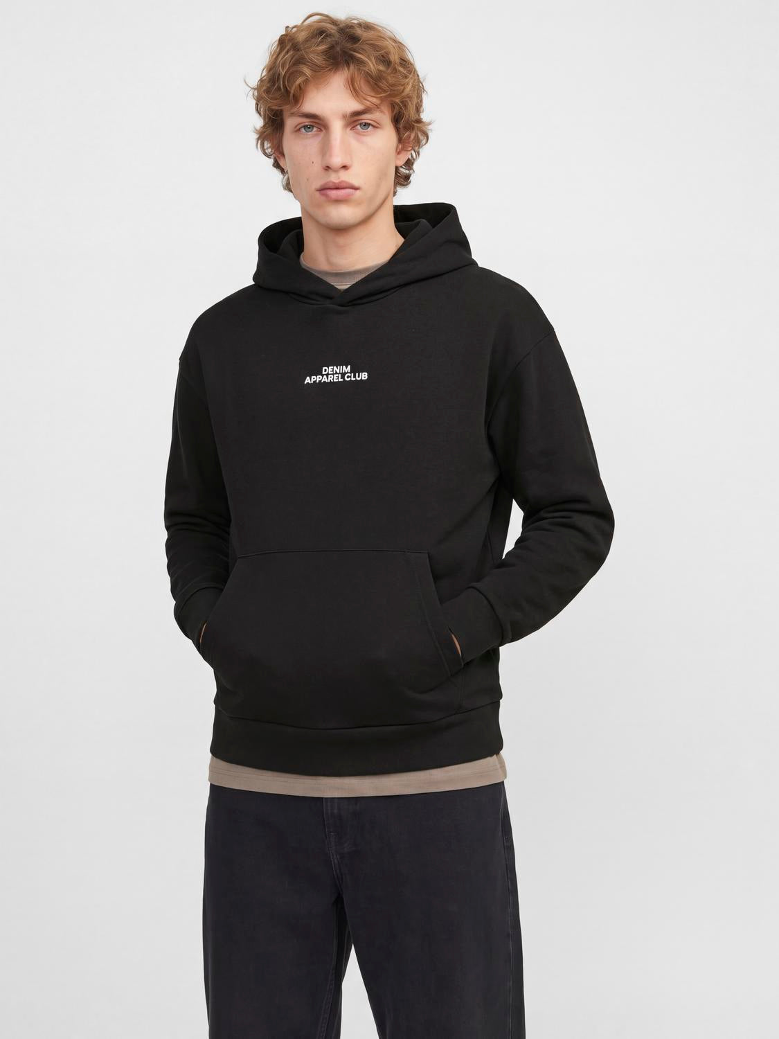 model_shot-front